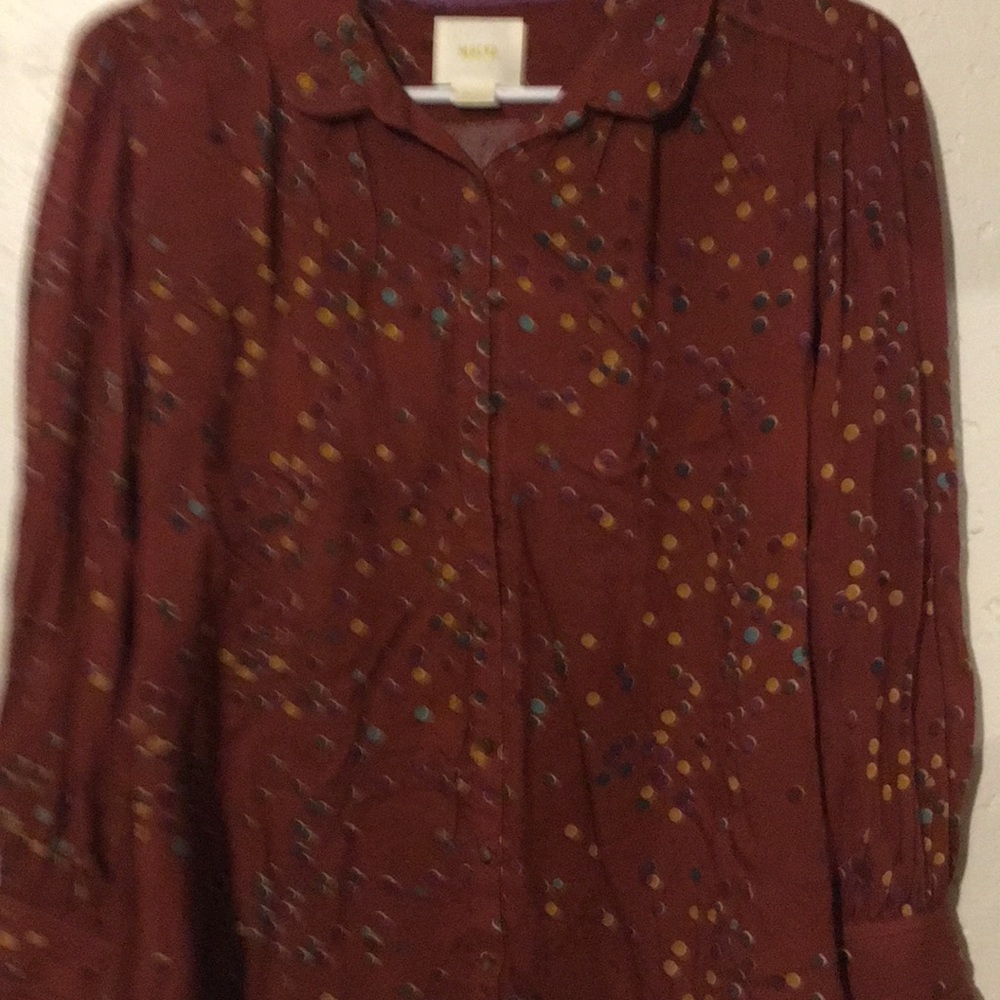 Great blouse .. silky by Maeve
